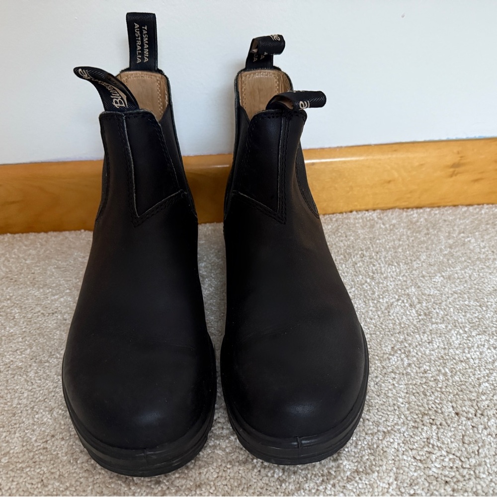 Women’s Black Blundstone’s - US 8.5 / AU 5.5